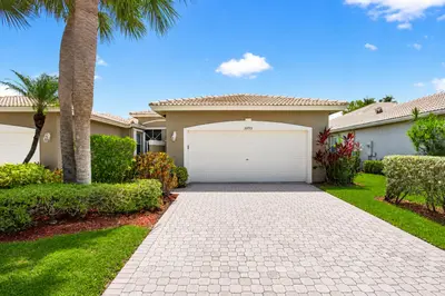 10773 Royal Caribbean Circle, Boynton Beach – Villa for sale