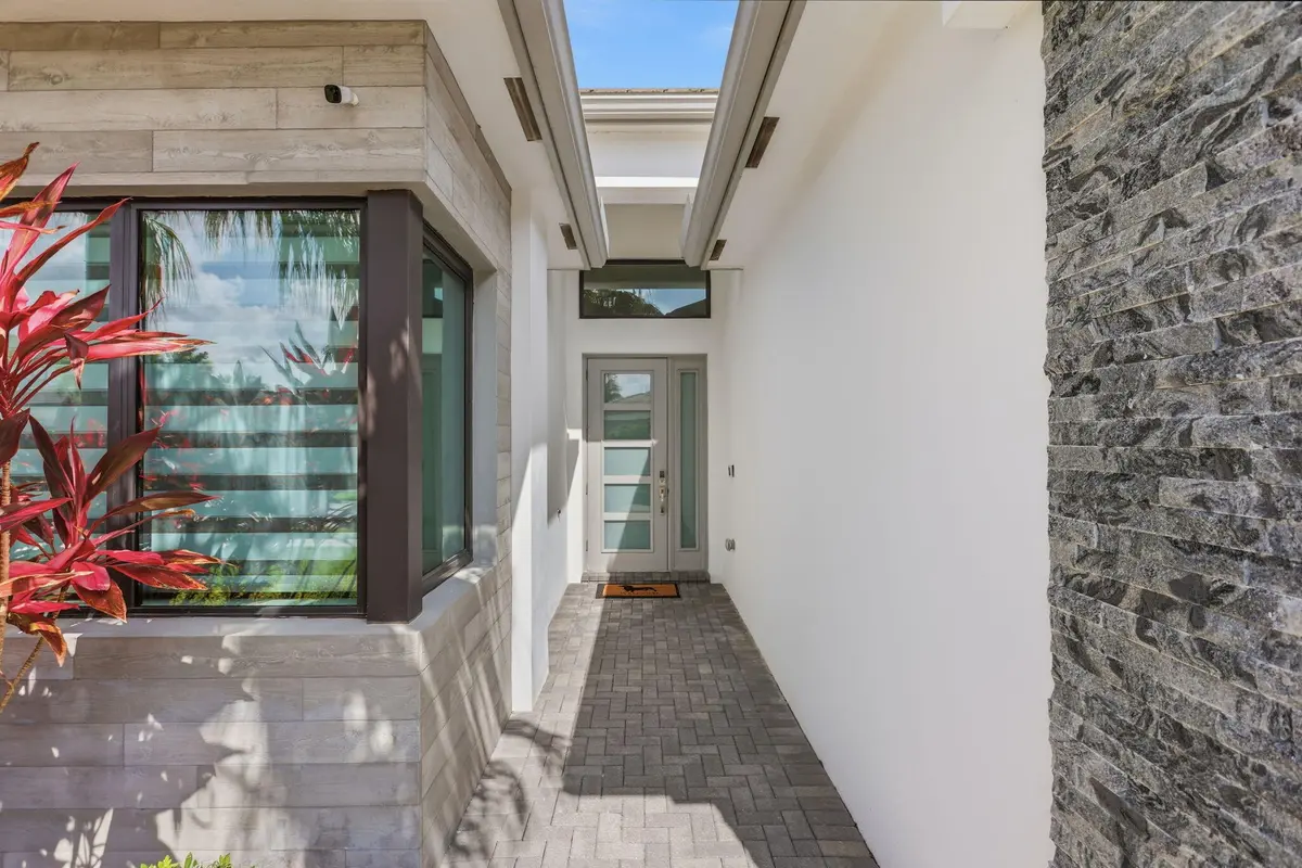 4-web-or-mls-0E2A9187 at 8544 Apple Falls Lane, Boca Raton