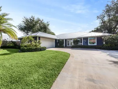 52 Birch Place, Tequesta – leased