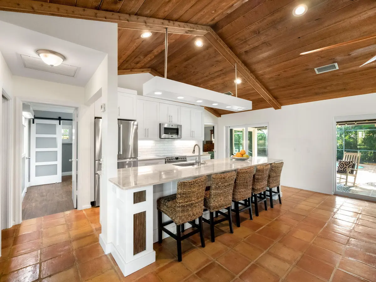 3-web-or-mls-008 at 52 Birch Place, Tequesta