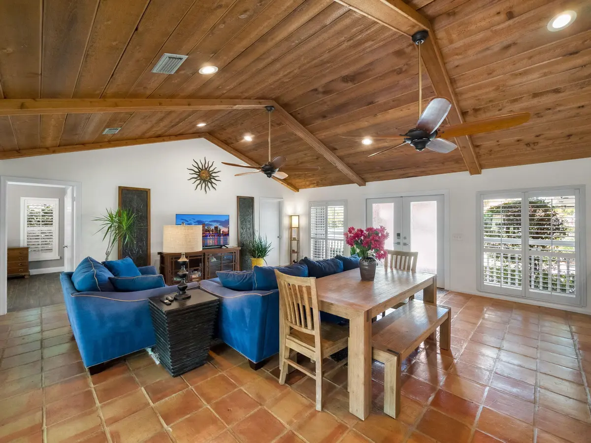 7-web-or-mls-009 at 52 Birch Place, Tequesta