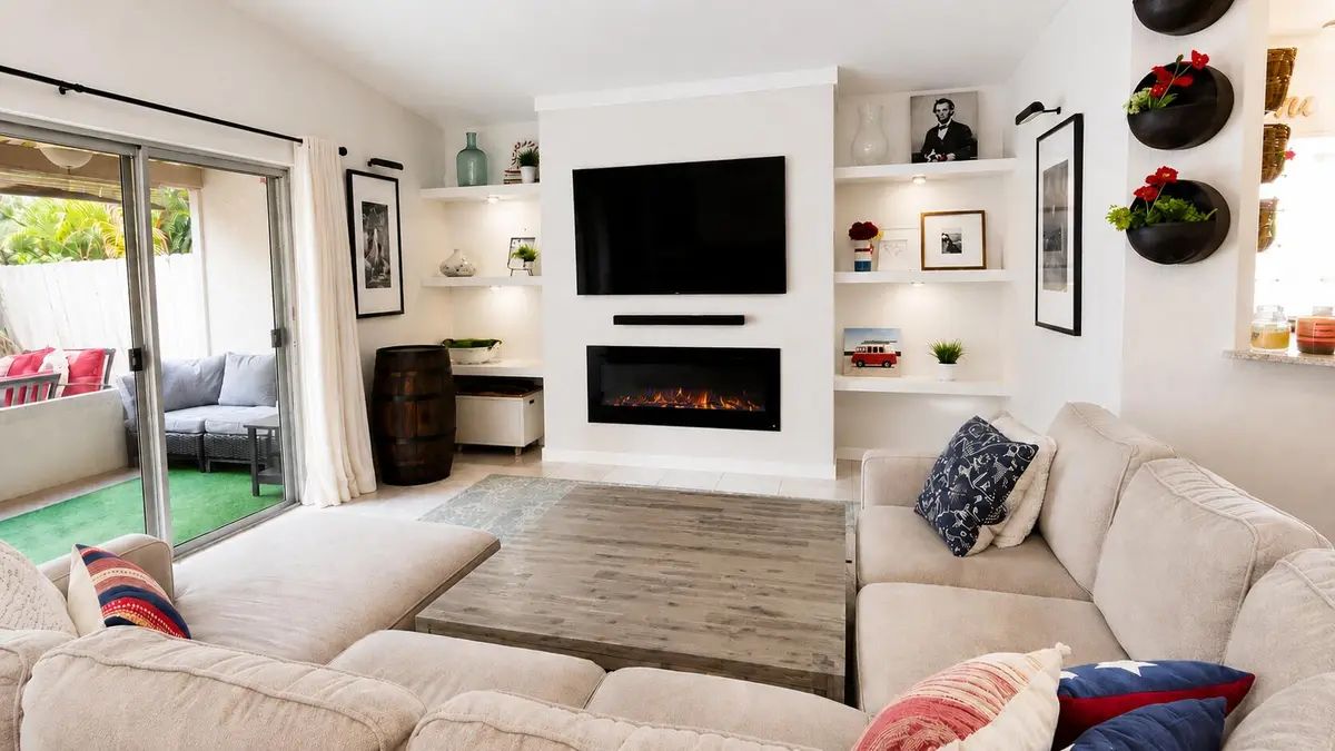 Family room 12280 Dartmoor at 12280 Dartmoor Drive, Wellington