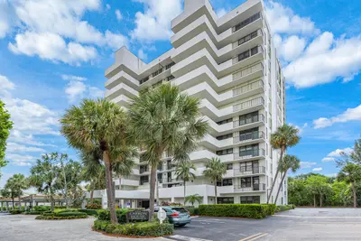 4600 S Ocean Boulevard 602, Highland Beach – Condominium for sale