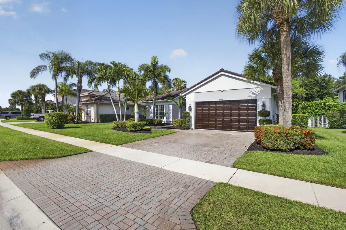 2-web-or-mls-BS1A9896 at 4293 Mariners Cove Drive, Wellington