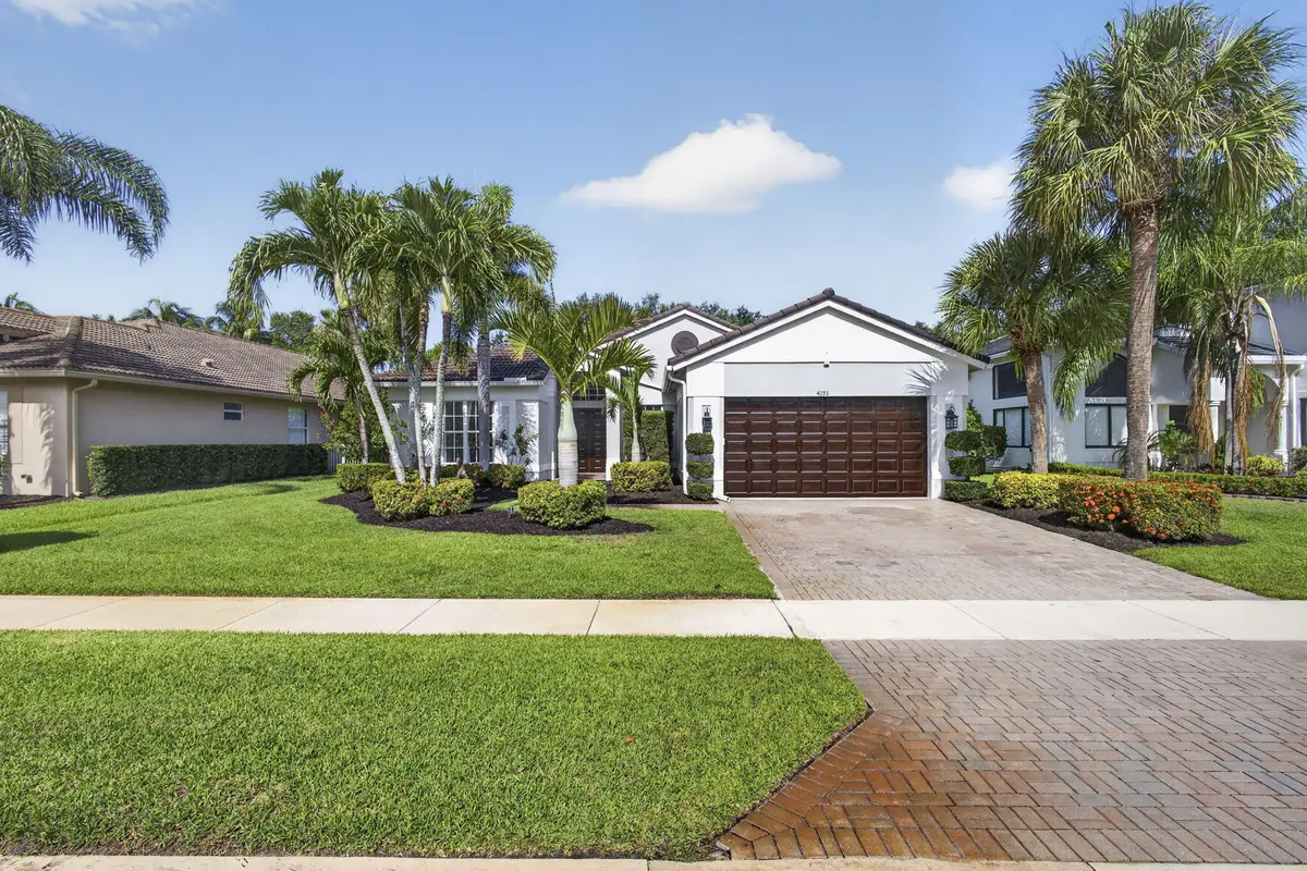 3-web-or-mls-BS1A9901 at 4293 Mariners Cove Drive, Wellington