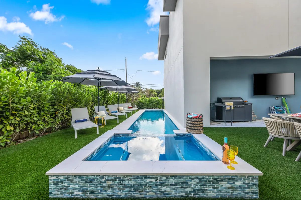 333 South Swinton Ave - 117.jpg-FULL at 333 S Swinton Avenue, Delray Beach