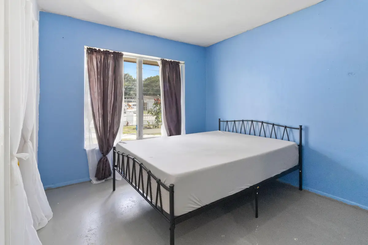 466A1012 at 3431 NW 4th Street, Lauderhill