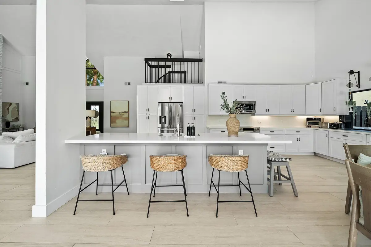 Kitchen at 2707 Biarritz Drive, Palm Beach Gardens