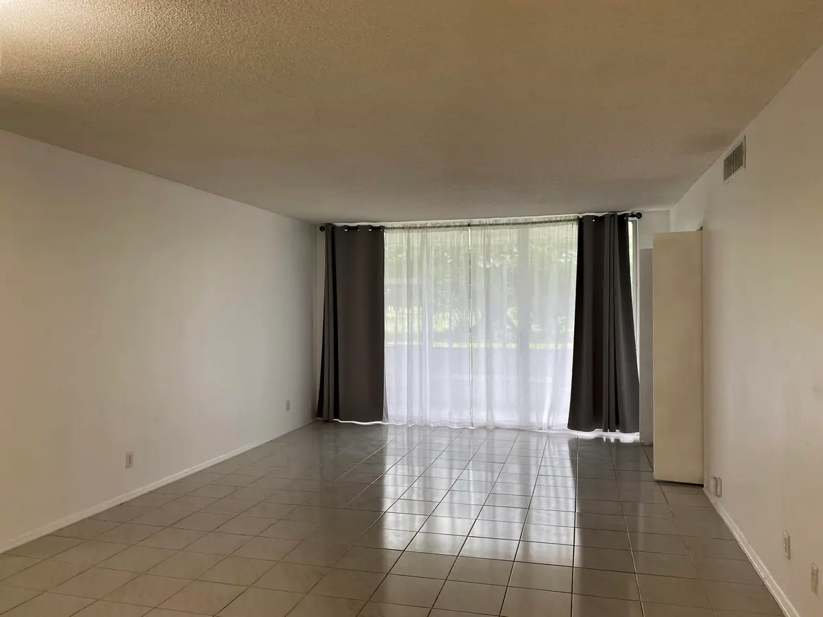 IMG_2692 at 2751 S Palm Aire Drive 107, Pompano Beach