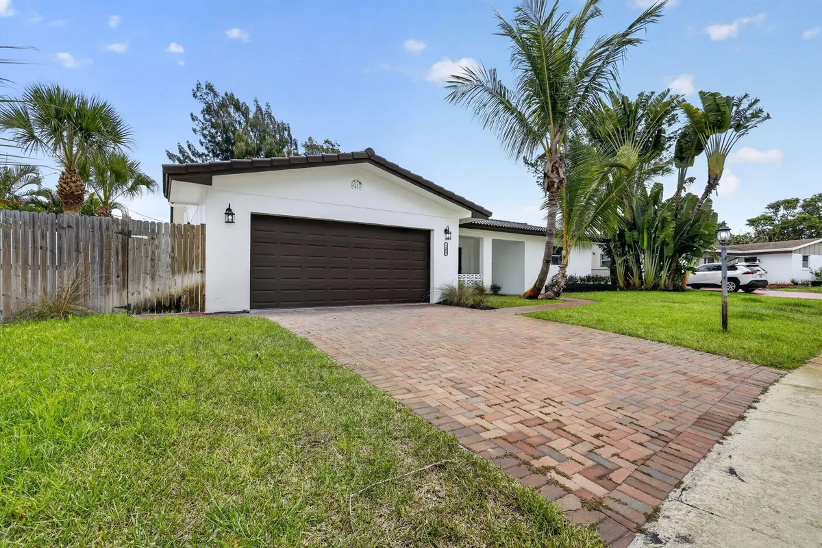 3-web-or-mls-_14A1096 at 1408 Cochran Drive, Lake Worth Beach