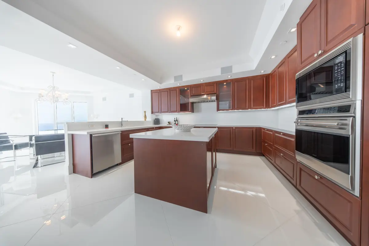 A7402273-HDR at 2700 N Ocean Drive 2501a, Riviera Beach