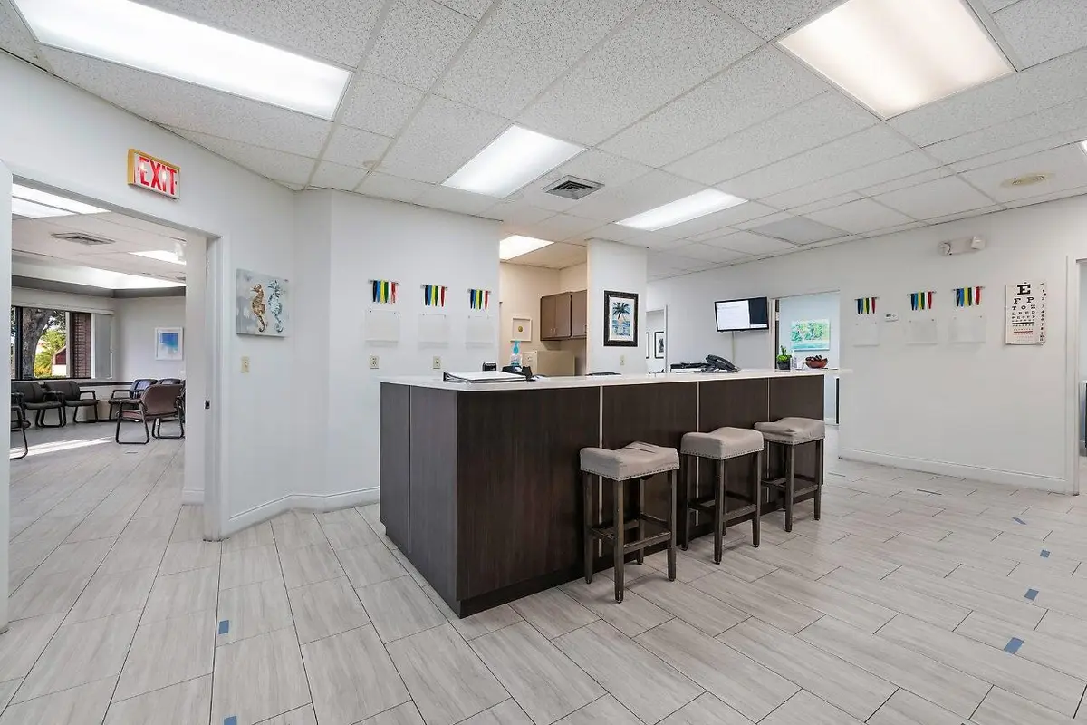 r2 at 2280 W Atlantic Avenue, Delray Beach