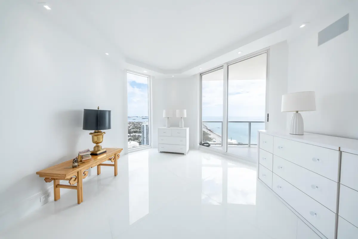 A7402353-HDR at 2700 N Ocean Drive 2501a, Riviera Beach