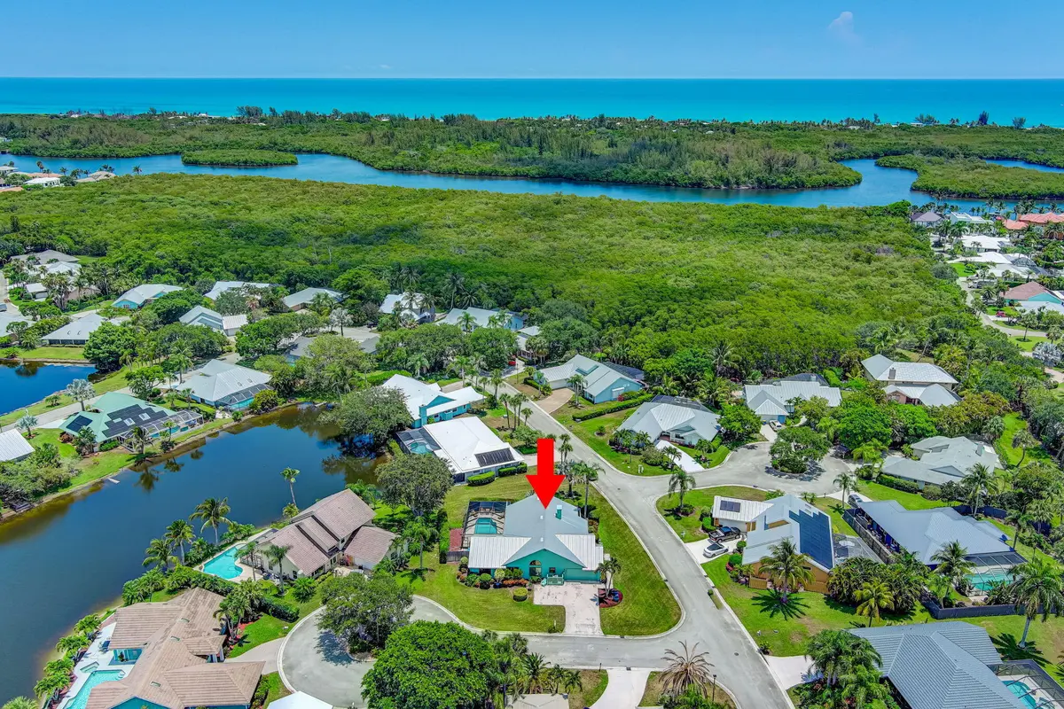 60-web-or-mls-MAX_0491JS at 10705 SE Seabreeze Court, Hobe Sound
