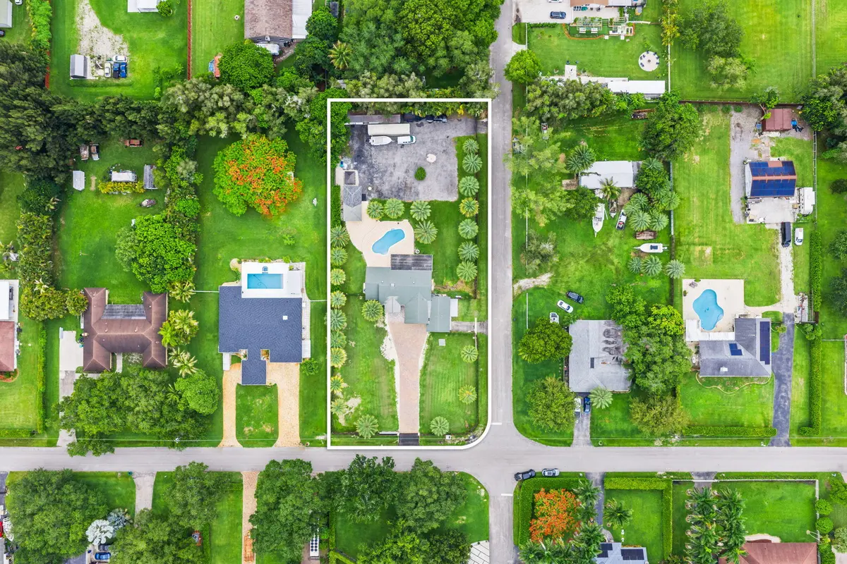 2-web-or-mls-5700-sw-196th-ln at 5700 SW 196th Lane, Southwest Ranches