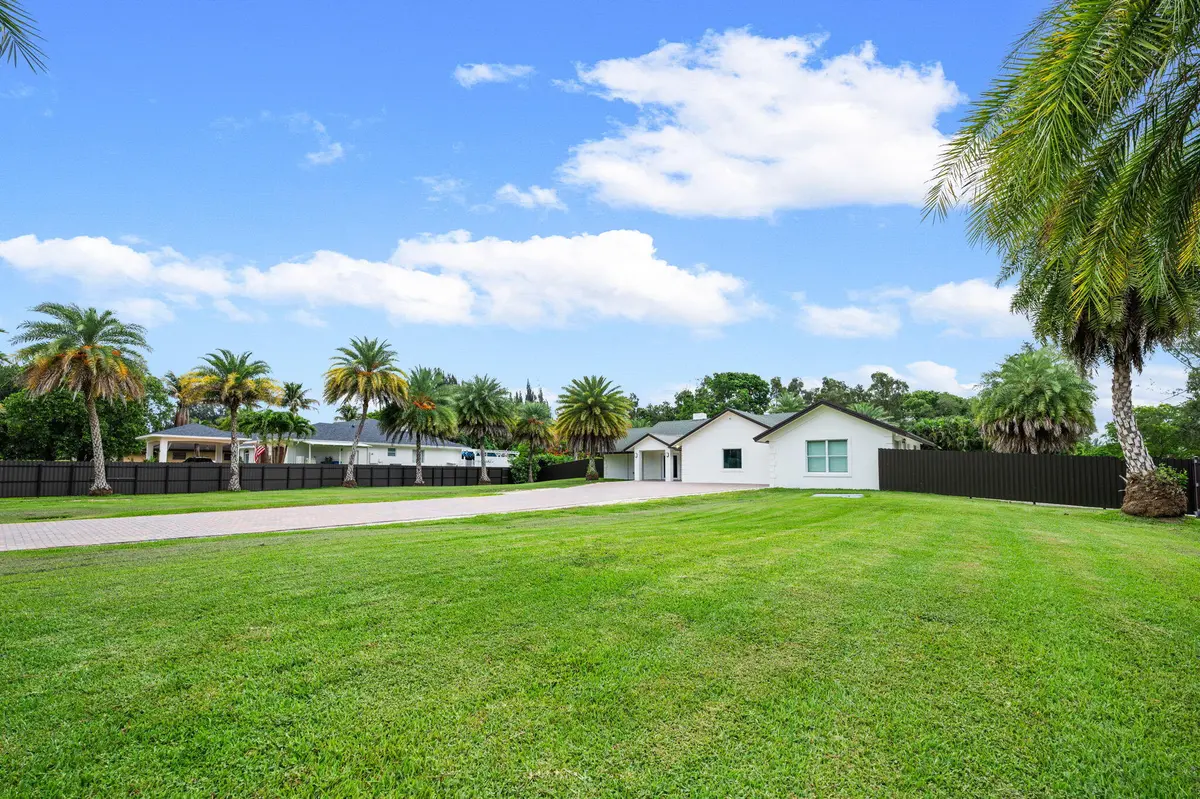 4-web-or-mls-5700-sw-196th-ln at 5700 SW 196th Lane, Southwest Ranches
