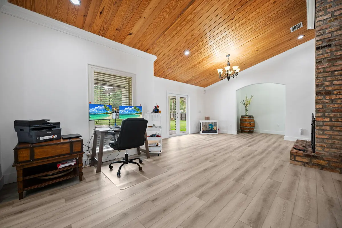 7-web-or-mls-5700-sw-196th-ln at 5700 SW 196th Lane, Southwest Ranches