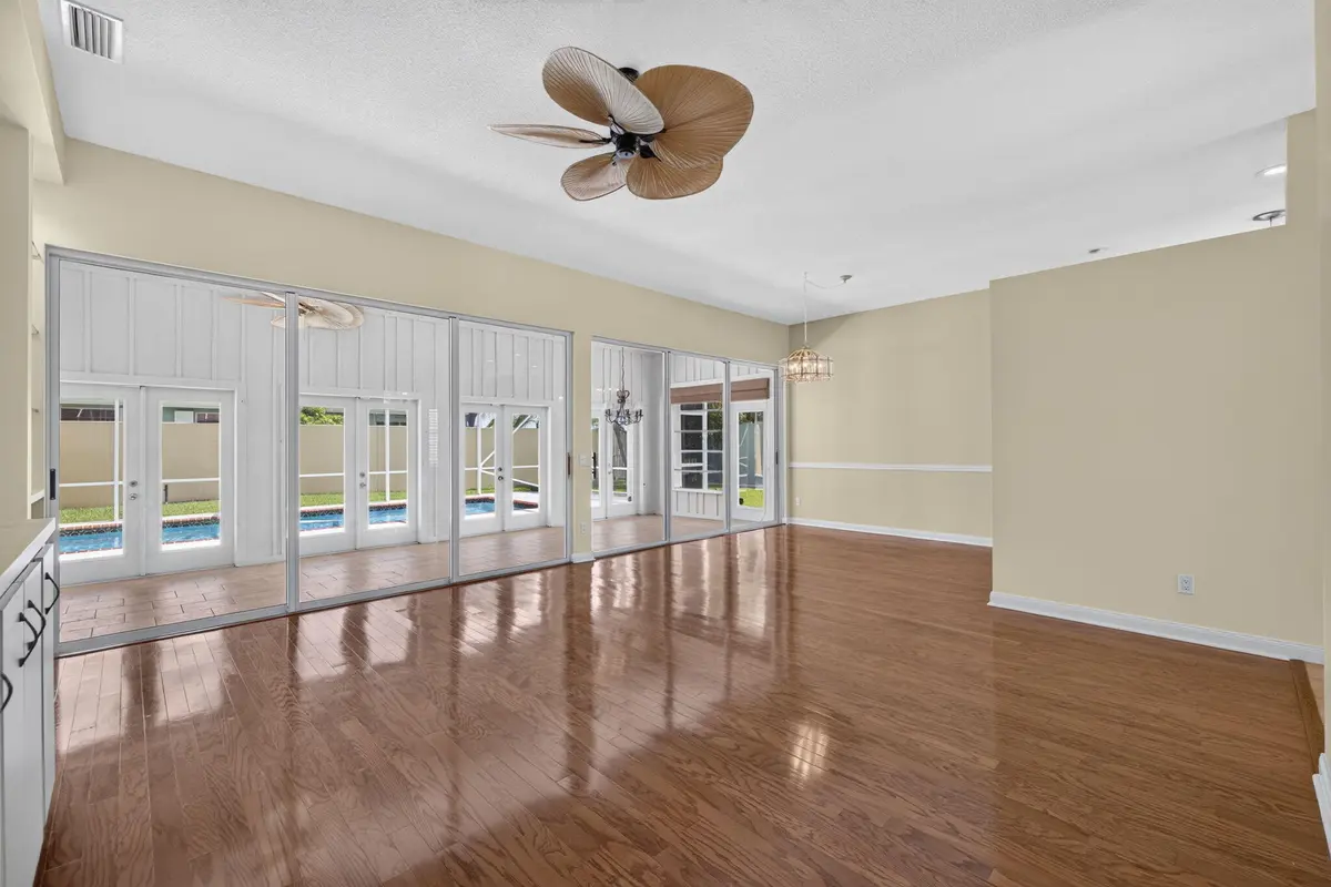 6-web-or-mls-3A5A6009 at 2699 SW Prospect Place, Palm City