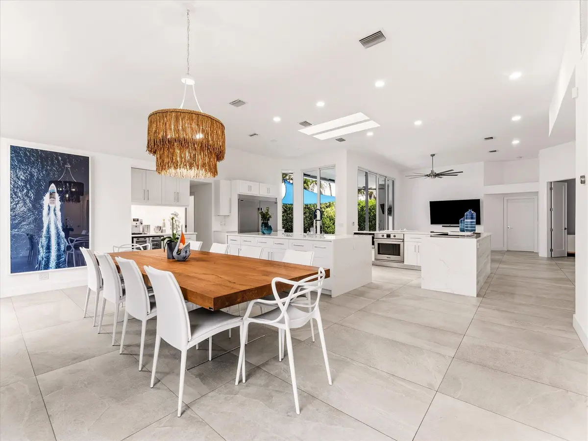 18-18 at 1002 Lake Shore Drive, Delray Beach