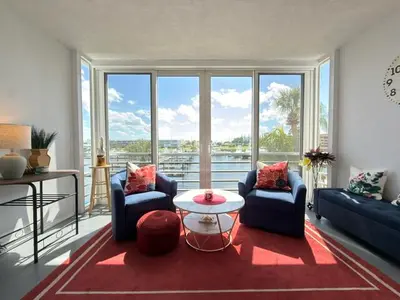 29 Yacht Club Drive 306, North Palm Beach – Condominium for rent