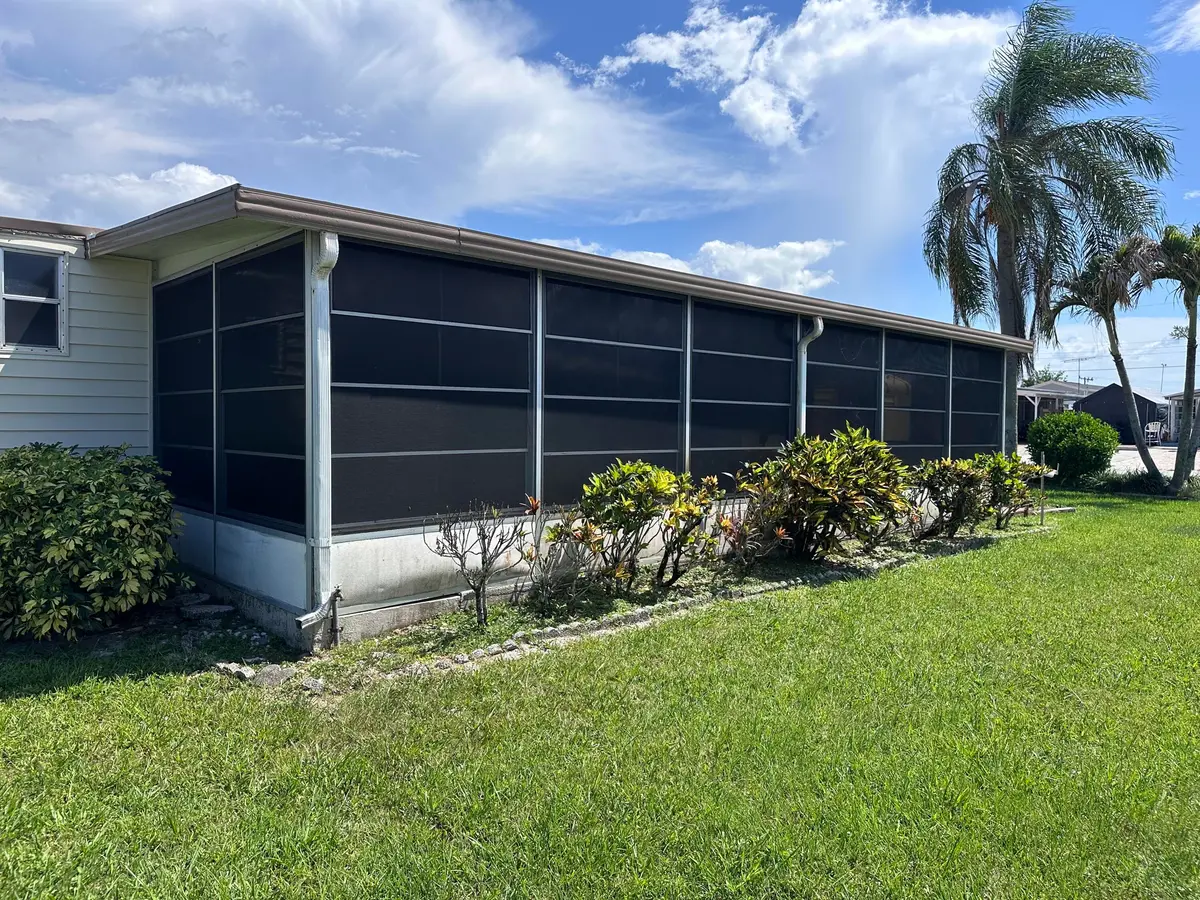 Enclosed Patio at 8379 SE Eagle Avenue, Hobe Sound