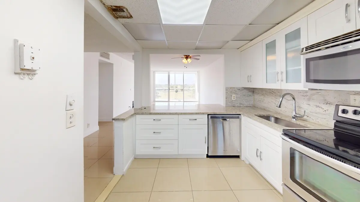 Kitchen (7) (1) at 3080 N Course Drive 604, Pompano Beach