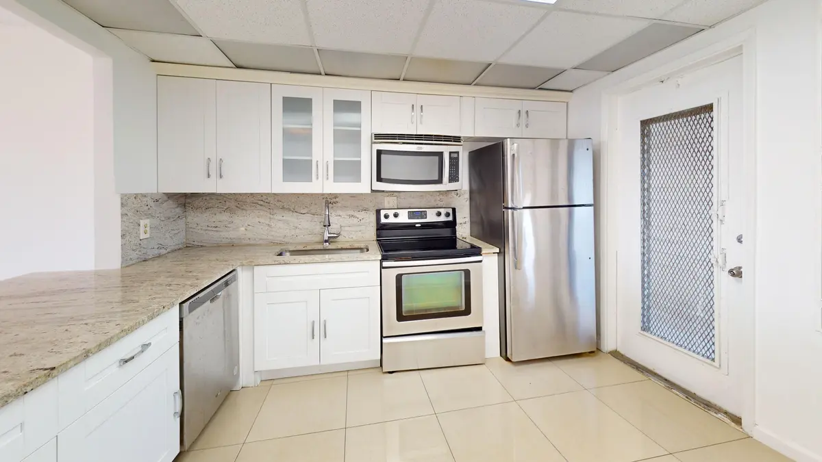 Kitchen (6) at 3080 N Course Drive 604, Pompano Beach