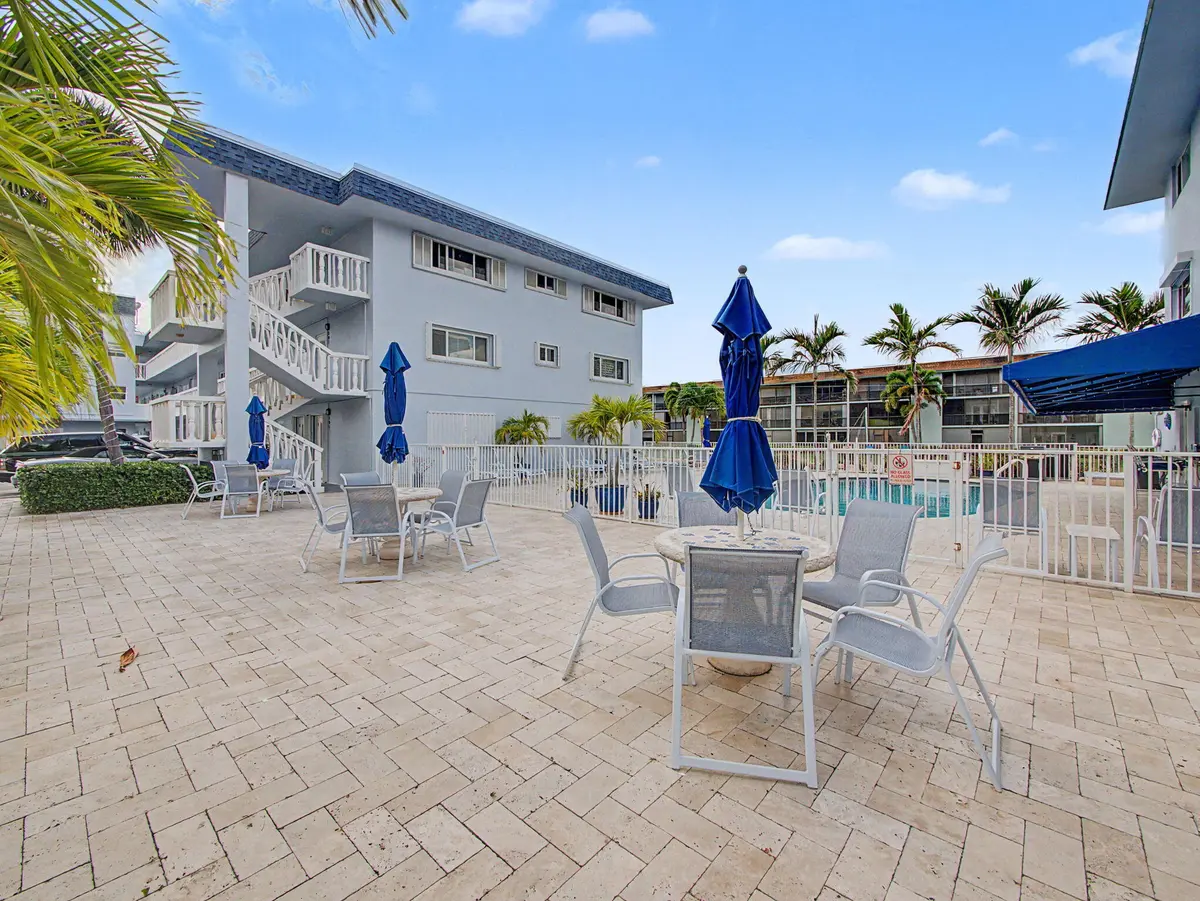 13-web-or-mls-016 at 111 Doolen Court 104, North Palm Beach