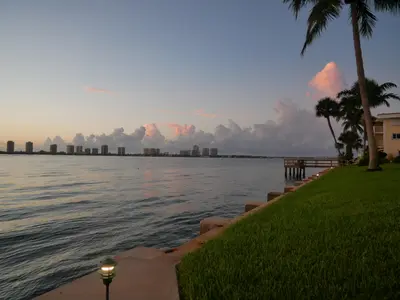 111 Doolen Court 104, North Palm Beach – Condominium for rent