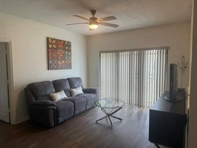 IMG_3795 at 2804 Sarento Place 107, Palm Beach Gardens