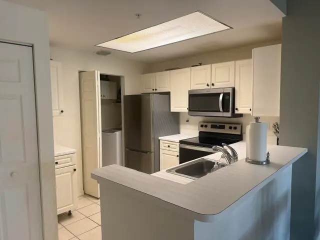 IMG_3801 at 2804 Sarento Place 107, Palm Beach Gardens