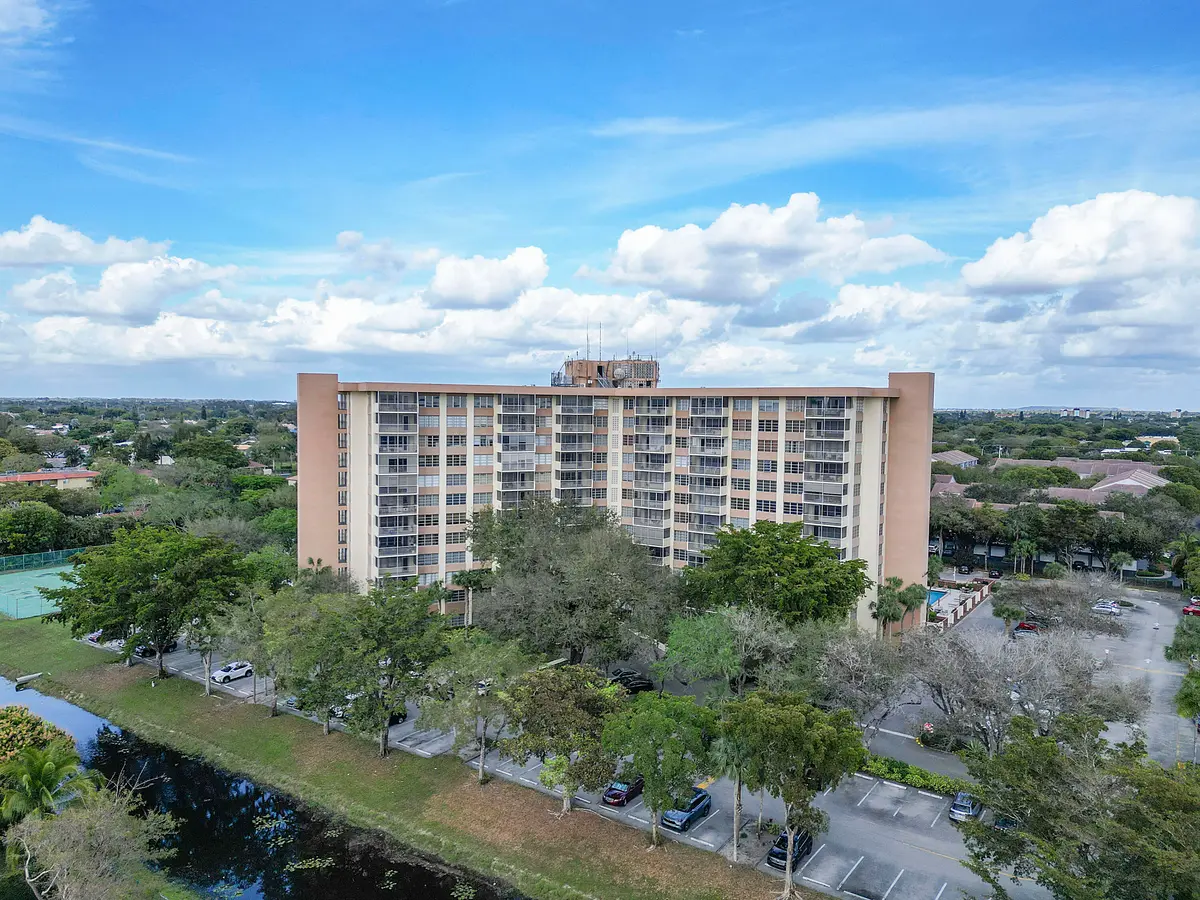 10777 W Sample Rd u701_008 at 10777 W Sample Road 918, Coral Springs