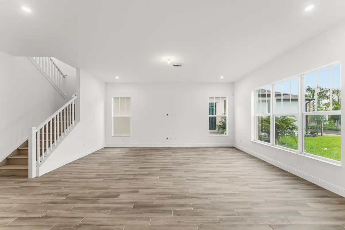 US_SEF_SEASIDE_LOT 216_GREAT ROOM at 860 SW Newfield Avenue, Palm City