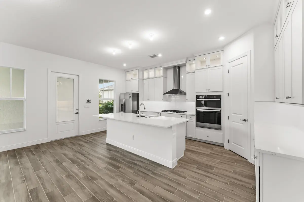 US_SEF_SEASIDE_LOT 216_KITCHEN 2 at 860 SW Newfield Avenue, Palm City