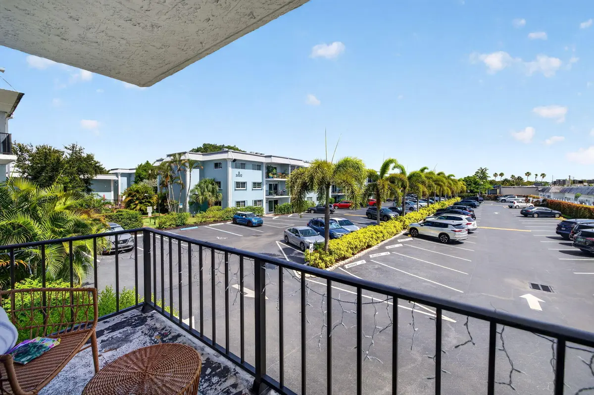 23-web-or-mls-b699A0005 at 3004 NE 5th Terrace 216-c, Wilton Manors