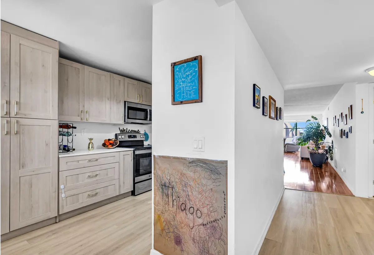 1 (1) at 2705 NW 104th Avenue 406, Sunrise