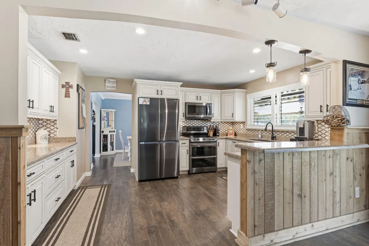 Kitchen at 5521 SW 160th Avenue, Southwest Ranches
