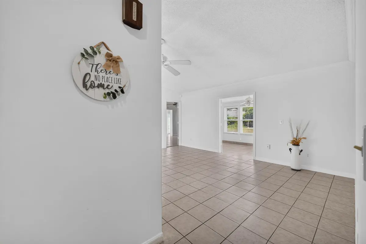 4-web-or-mls-3A5A6585 at 592 SW Banks Terrace, Port St. Lucie