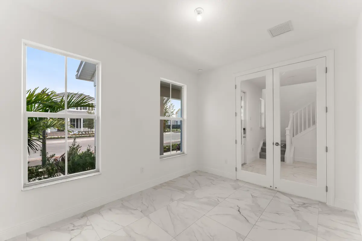 US_SEF_FELICIA_LOT 222_FLEX ROOM at 900 SW Newfield Avenue, Palm City