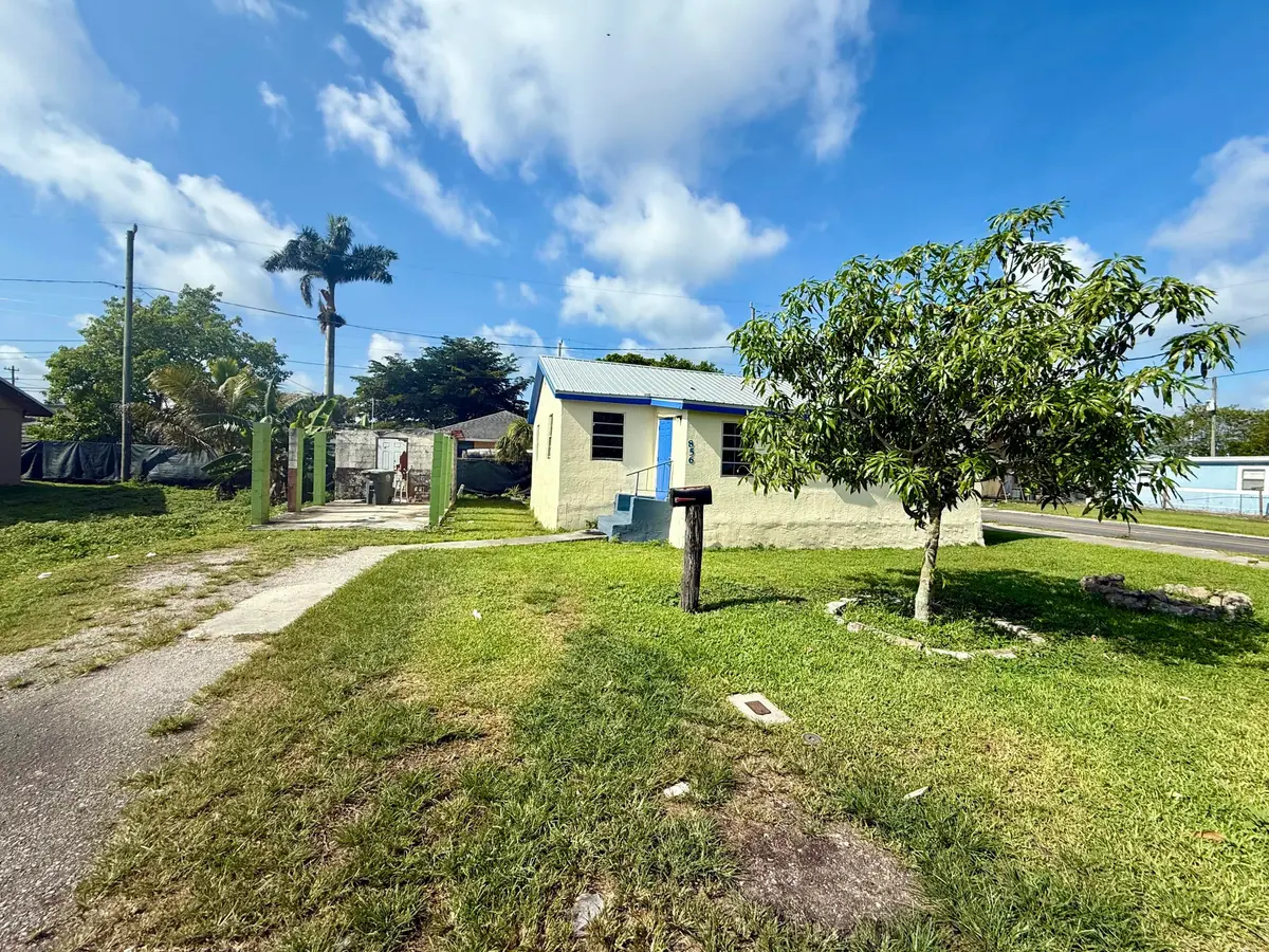 IMG_6054 at 856 SW Ave D, Belle Glade