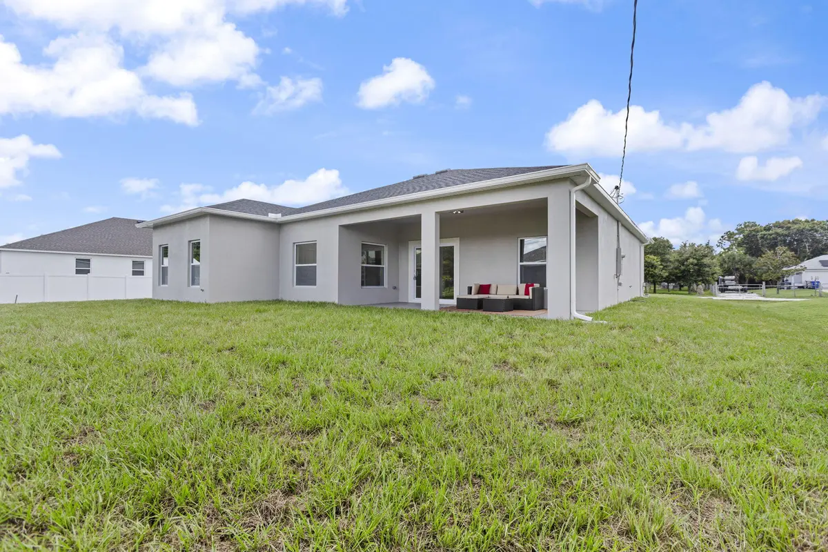 32-web-or-mls-0V8A4558Topaz at 8536 96th Court, Vero Beach