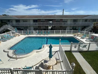 3850 NE 21st Way 41, Lighthouse Point – Apartment for rent