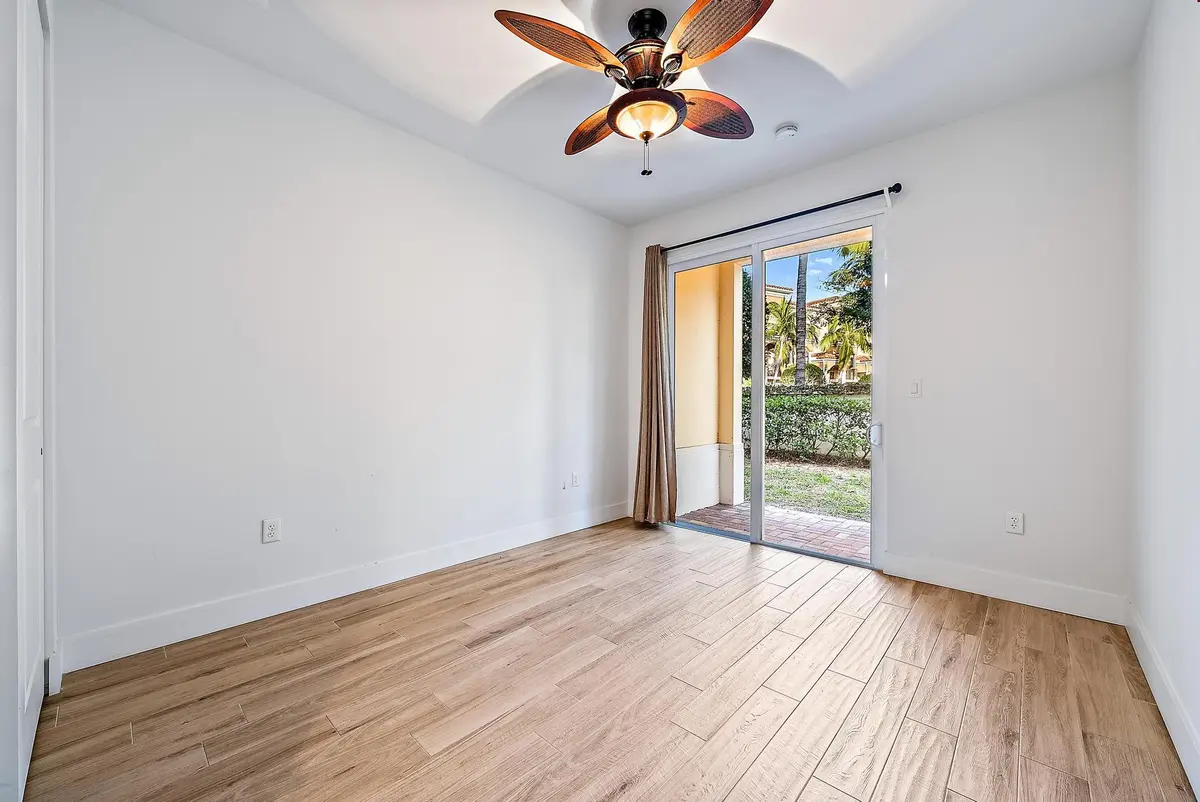 C2 at 3770 County Line Road C1, Tequesta