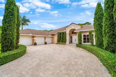 1697 Mayacoo Lakes Boulevard, West Palm Beach – Single Family Residence for sale