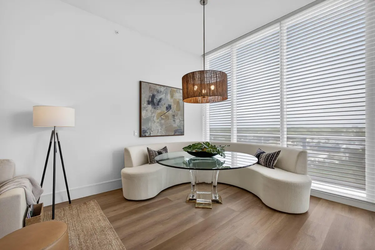 3-web-or-mls-3-web-or-mls-5D1A6739 at 220 Lake Shore Drive 613, Lake Park