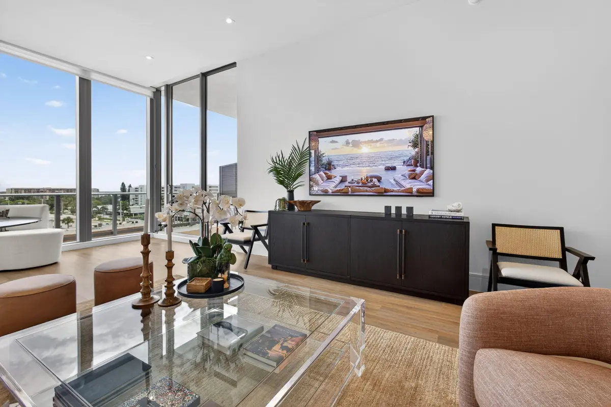 57-web-or-mls-57-web-or-mls-5D1A7019 at 220 Lake Shore Drive 613, Lake Park