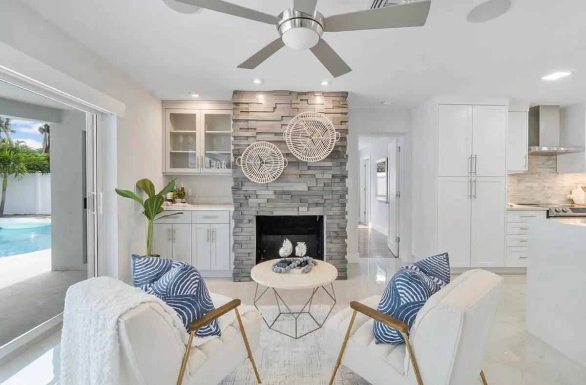Home Sweet Home at 2846 NE 35th Court, Lighthouse Point