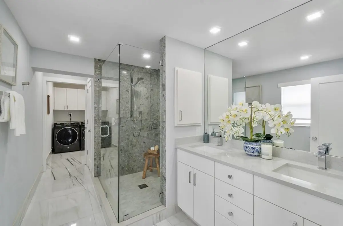 Primary Bathroom at 2846 NE 35th Court, Lighthouse Point