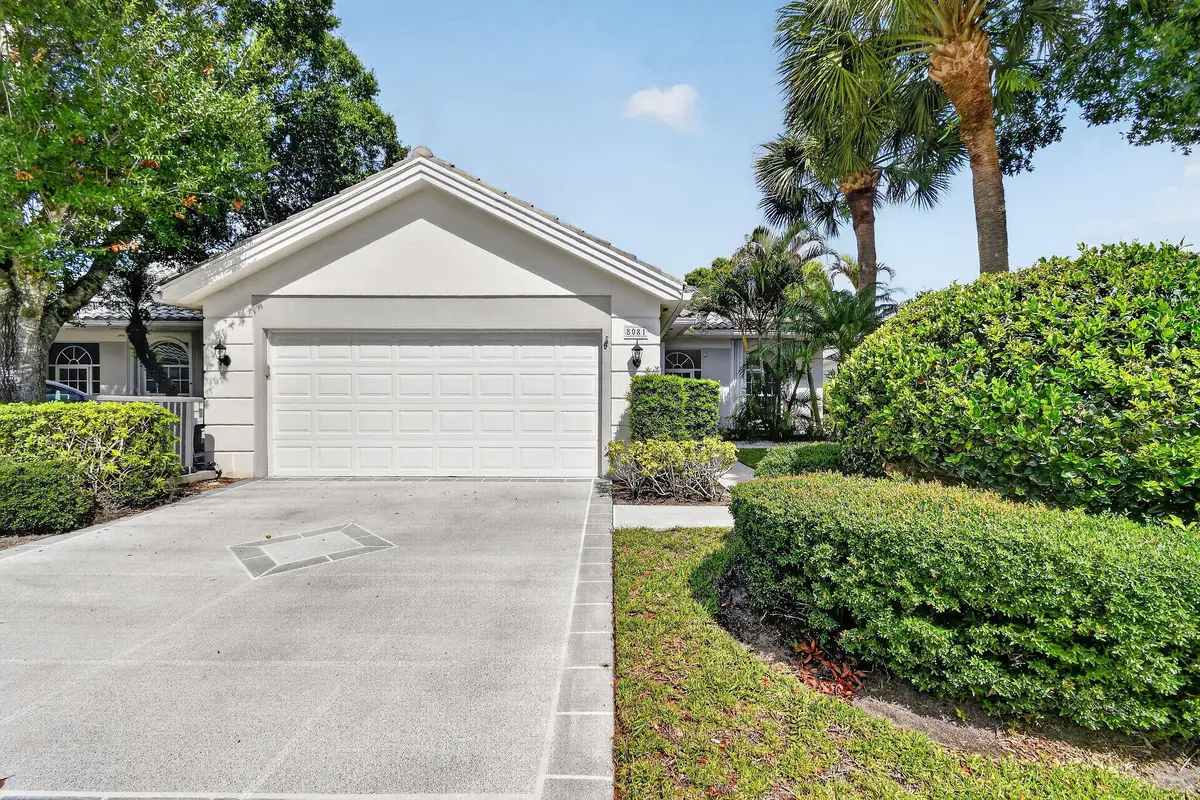8081SEDoubleTreeDr(2) at 8081 SE Double Tree Drive, Hobe Sound