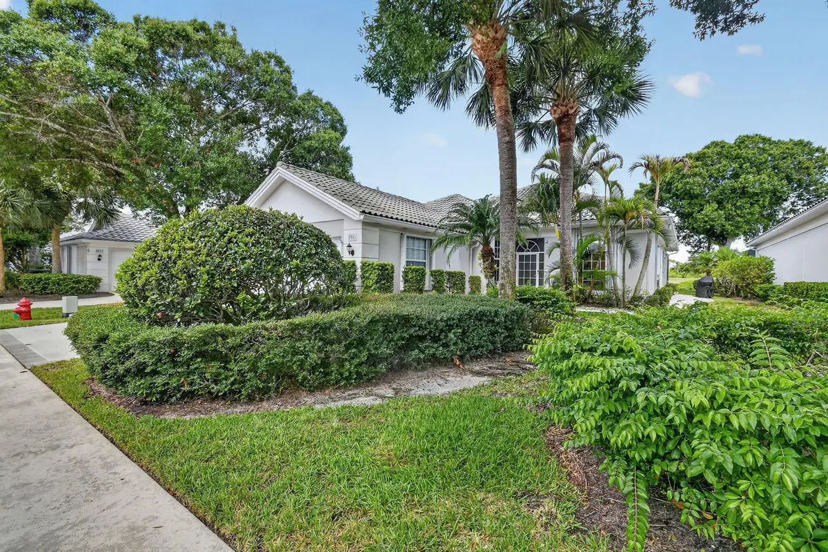 8081SEDoubleTreeDr(4) at 8081 SE Double Tree Drive, Hobe Sound